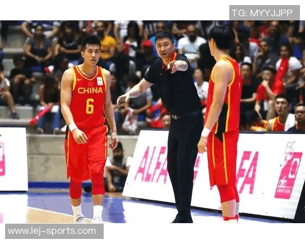 姚明男篮表情背后的故事与情感解读，展现篮球巨星的内心世界与竞技精神