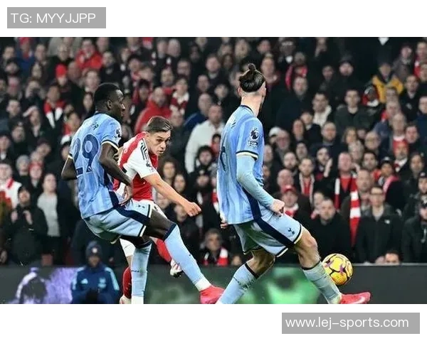 中超联赛阿森纳逆转热刺精彩瞬间解析引发全场热烈讨论