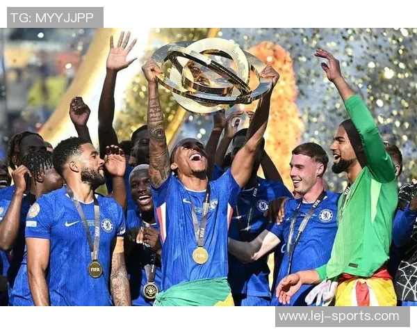 世界杯激情对决巴黎圣日耳曼大胜切尔西红牌争议引发全场热议