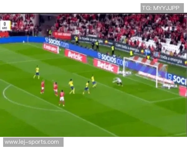 本菲卡逆袭尤文图斯5比1大胜上演历史冷门帽子戏法引爆全场 本菲卡逆袭尤文图斯5比1大胜上演历史冷门帽子戏法引爆全场