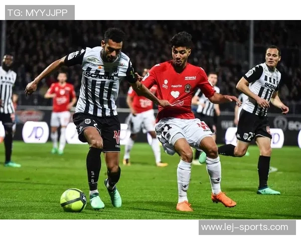 欧联杯焦点战尤文图斯与曼联互交白卷数据分析揭示比赛亮点