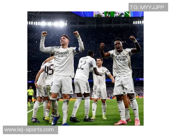 德甲激战皇马险胜那不勒斯乌龙球引发全场争议与热议